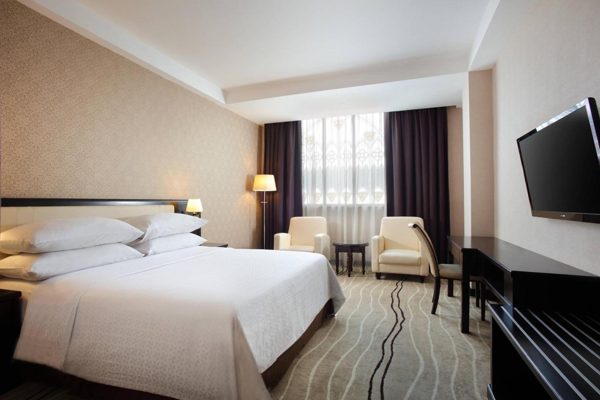 Four Points By Sheraton Medan Extérieur photo