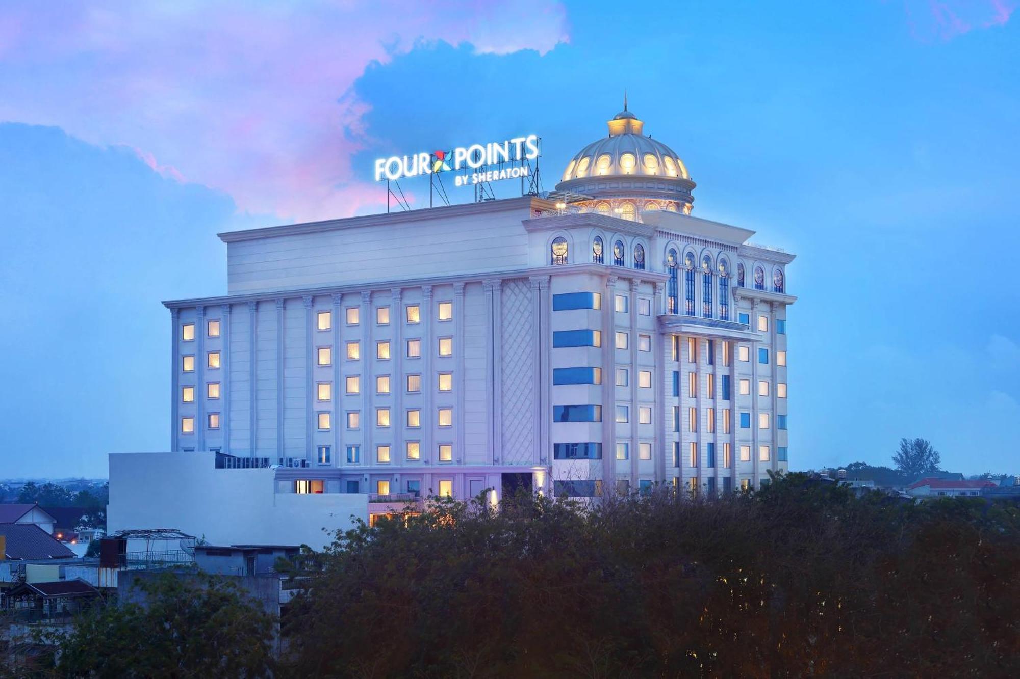 Four Points By Sheraton Medan Extérieur photo