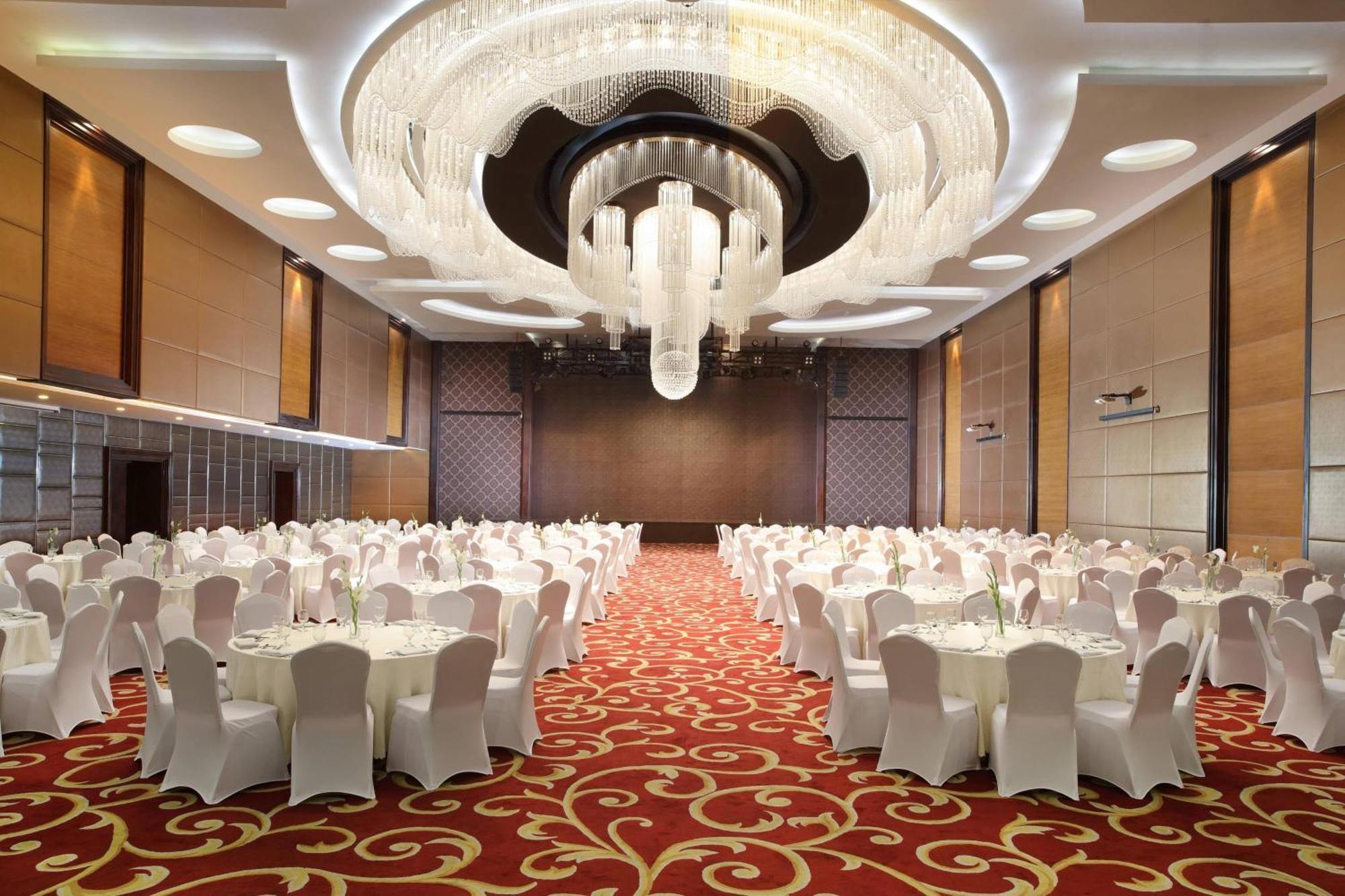 Four Points By Sheraton Medan Extérieur photo