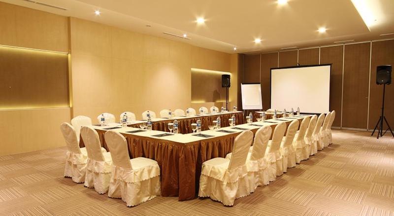 Four Points By Sheraton Medan Extérieur photo